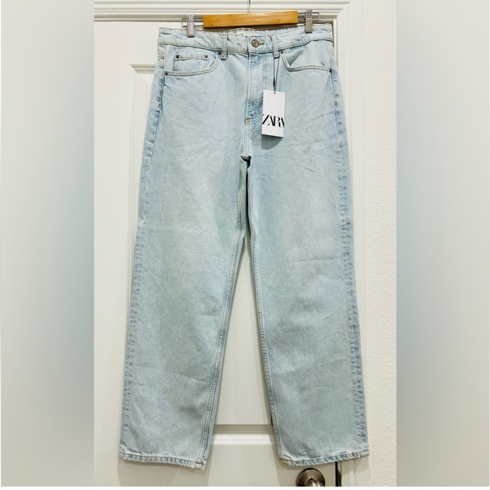 NWT Zara high waist light wash jeans - size 8
